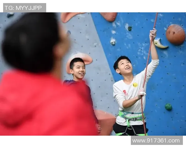 最新攀岩技术TOP10：重庆攀岩队领跑