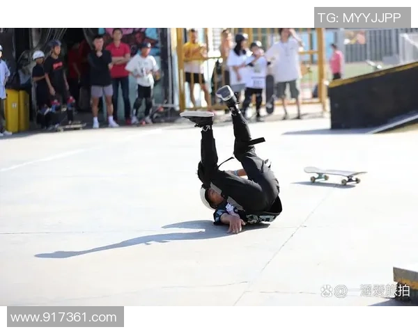 滑板热议:南京滑板队的力量争议 滑板热议:南京滑板队的力量争议