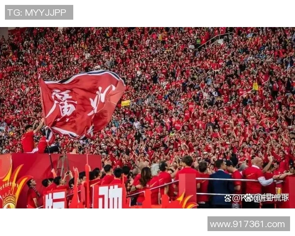 足球热议:广州足球队的意识争议 足球热议:广州足球队的意识争议